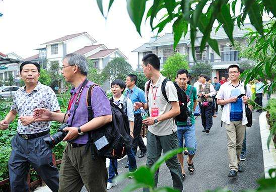 广东:新生人数首次破千！深圳大学医学部举行2020级新生开学典礼